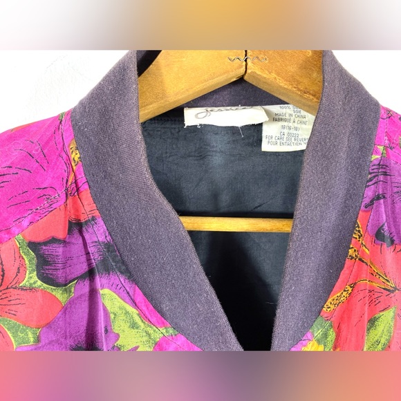 1980’s Vintage Silk Bomber Jacket Floral Vibrant Colourful Novelty Shoulder Pads - Picture 12 of 12
